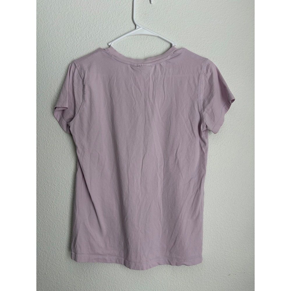 Fila Womens V-Neck Short‎ Sleeve T-Shirt Lavender Purple Logo Tee Size Small - Picture 4 of 4
